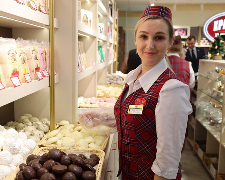 Вниманию покупателей! Фирменный магазин по адресу: Ул. Интернациональная, 49, перехал на новый адрес!